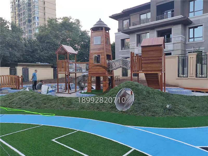 西安曲江新區(qū)金地九璽幼兒園木質(zhì)游樂設備案例