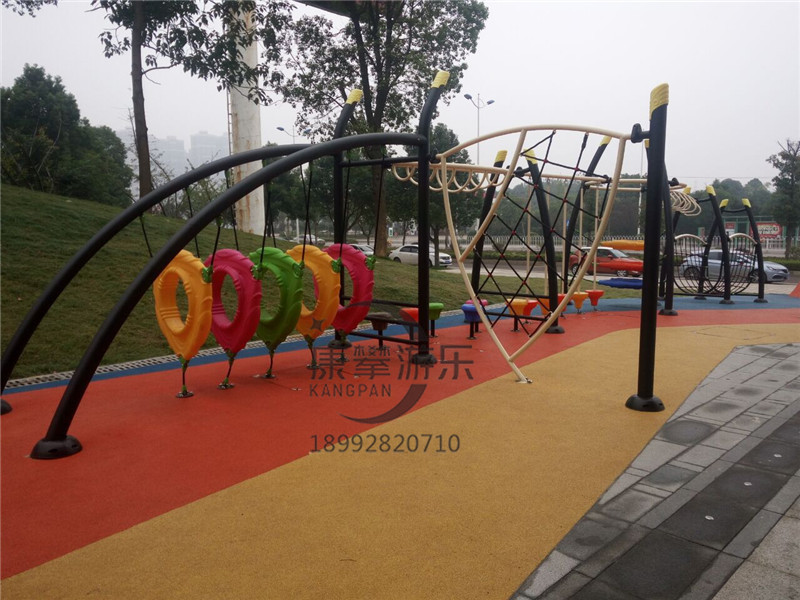 兒童游樂設(shè)施