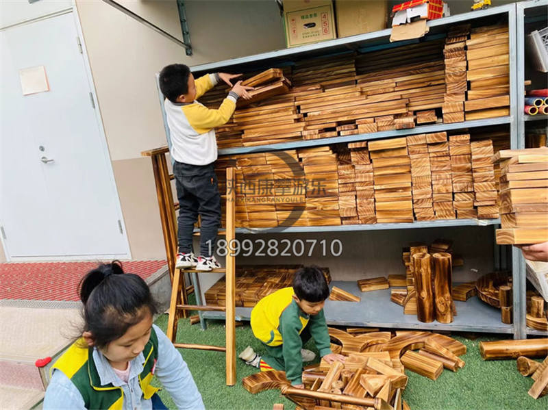 幼兒園戶外建構(gòu)碳化積木 幼兒園戶外建構(gòu)碳化積木