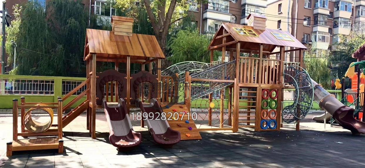 幼兒園木質滑梯