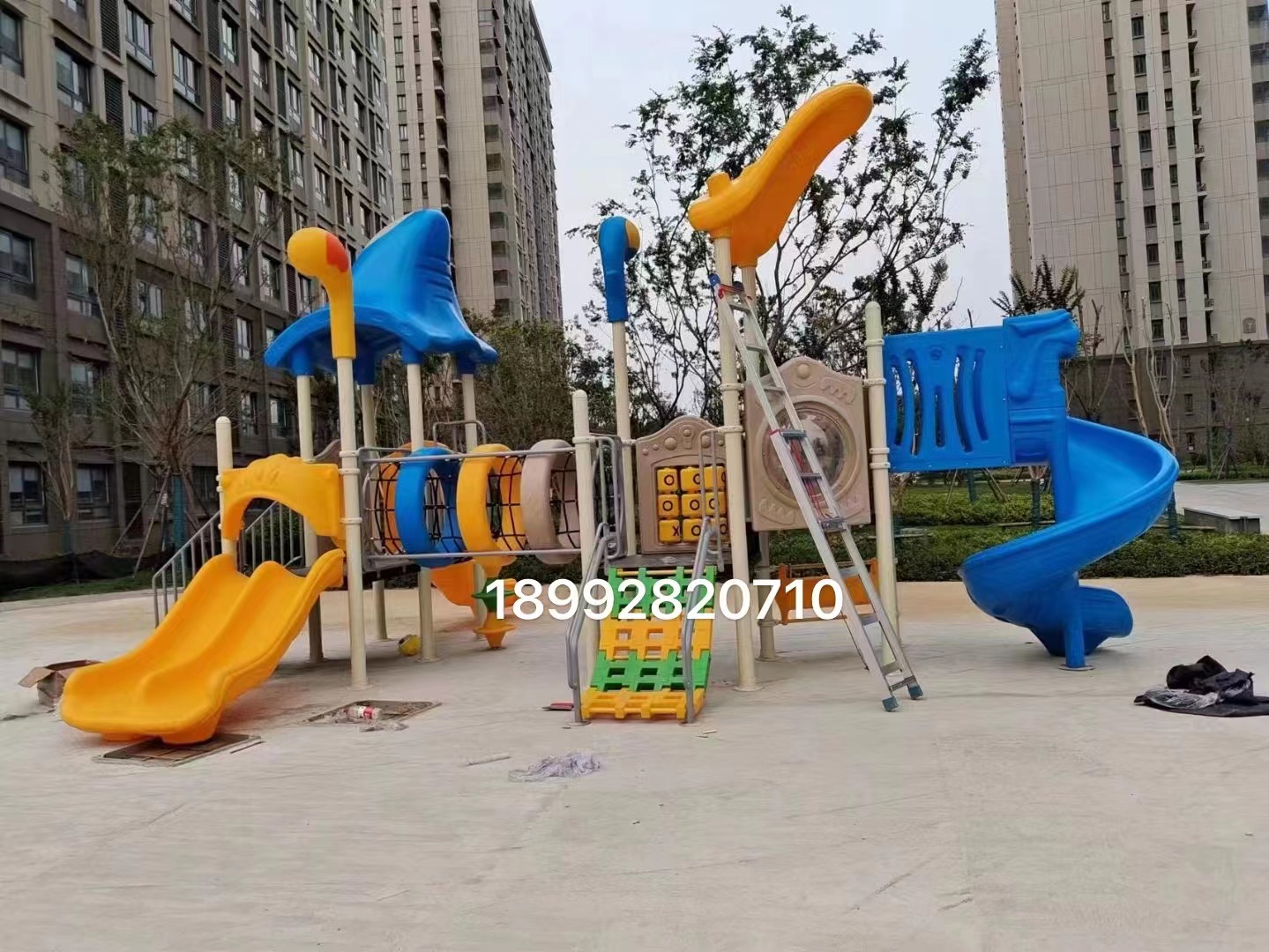 兒童游樂(lè)設(shè)施 兒童游樂(lè)設(shè)施
