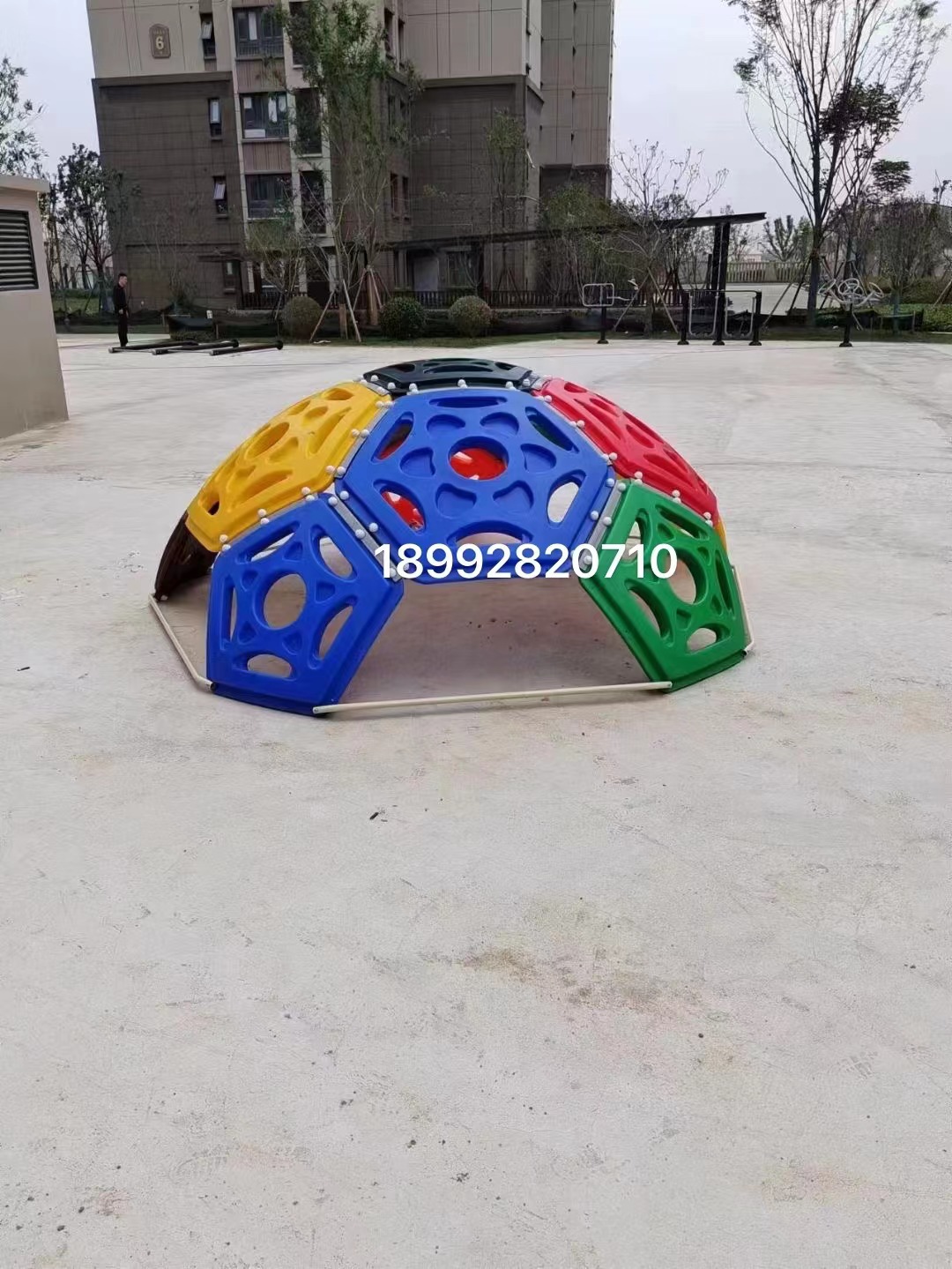 游樂(lè)設(shè)施 游樂(lè)設(shè)施