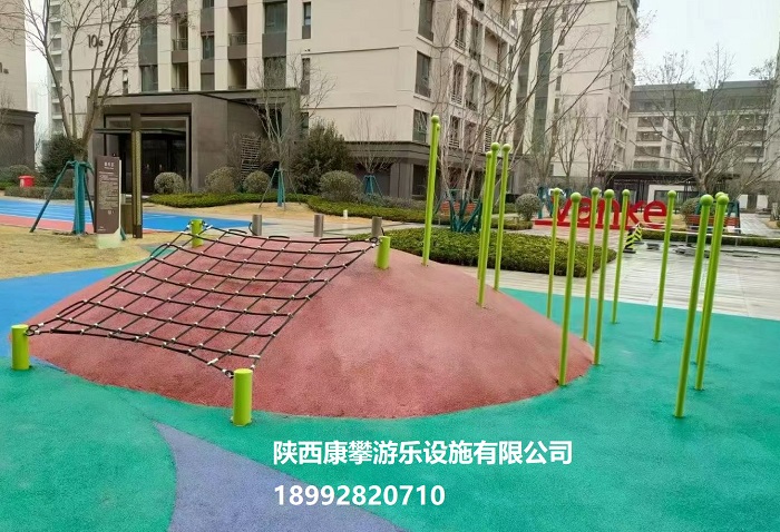 戶(hù)外攀爬設(shè)備