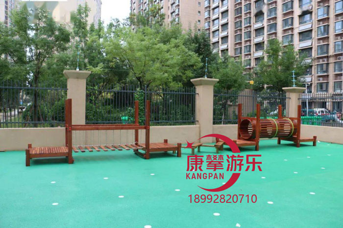 室外幼兒園木質設施