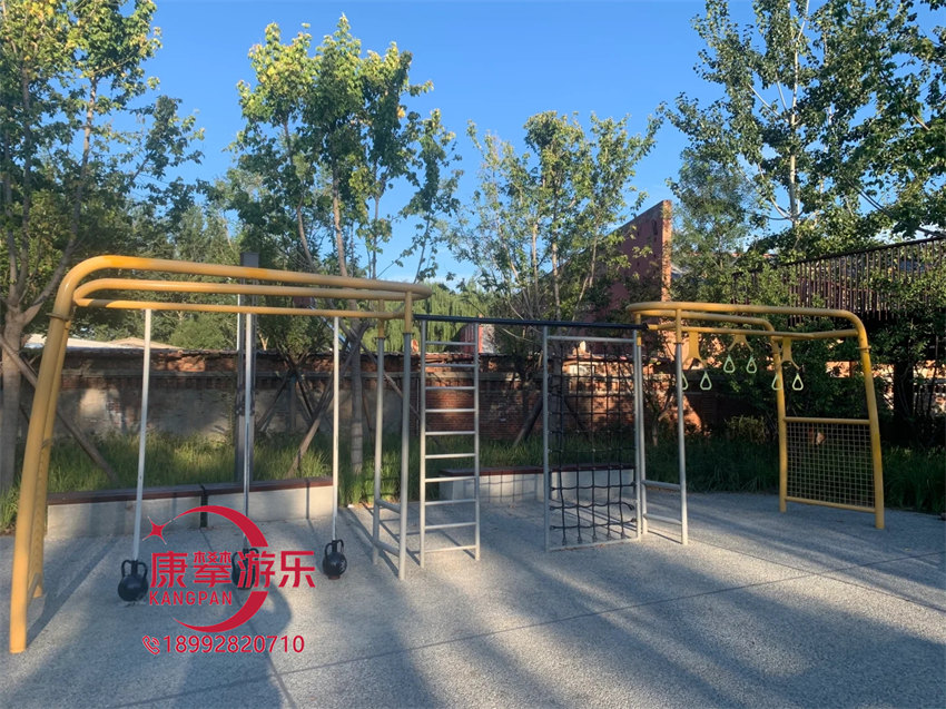 多功能訓(xùn)練設(shè)施