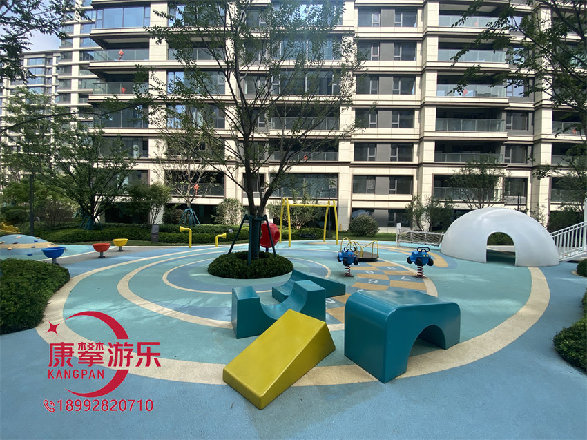非標(biāo)游樂(lè)設(shè)施