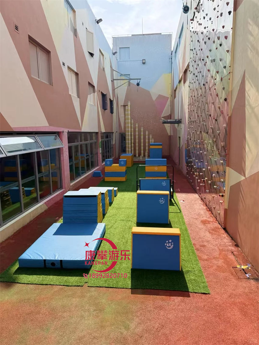 幼兒園戶外跑酷玩具