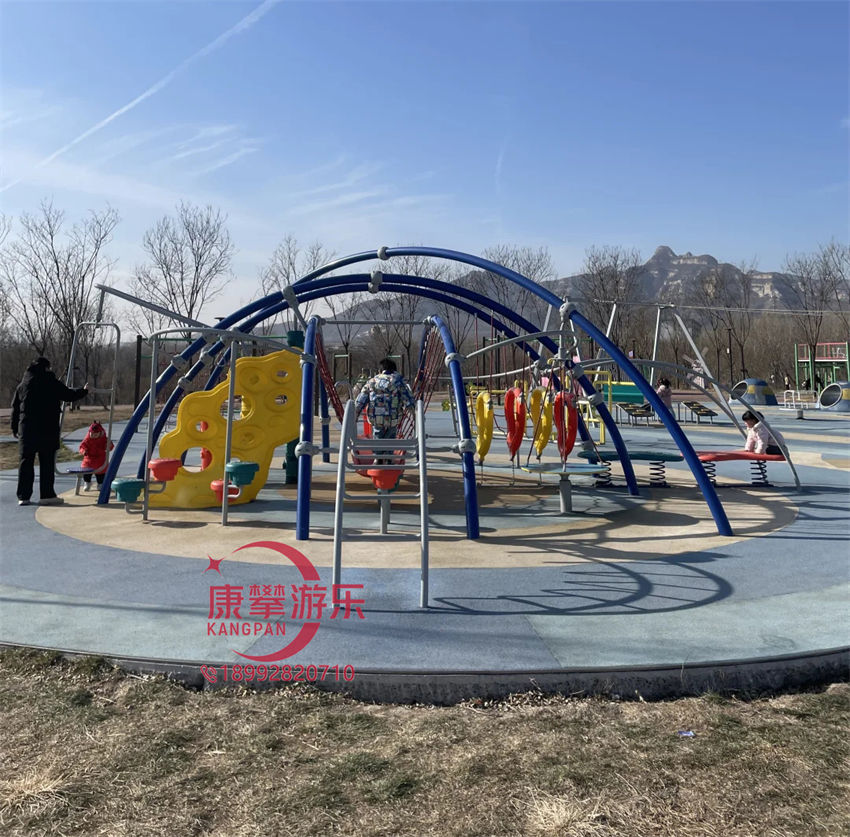 戶(hù)外拓展設(shè)施