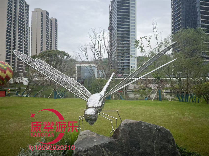 不銹鋼雕塑