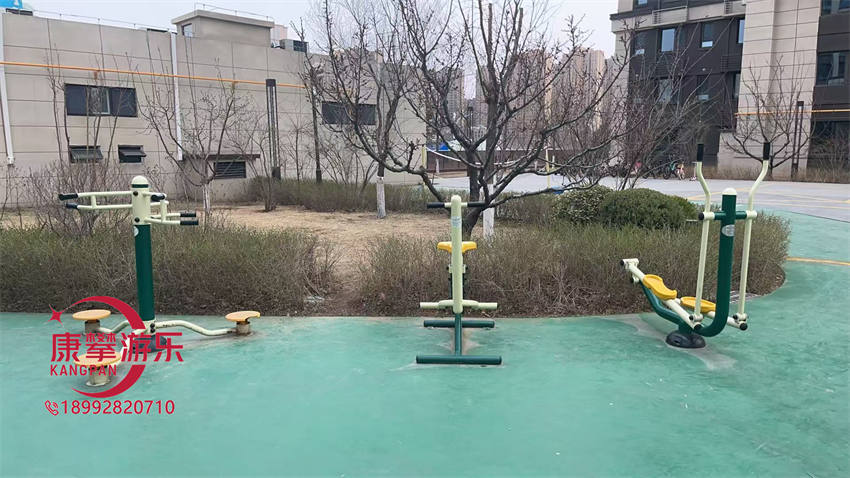 戶外健身器材